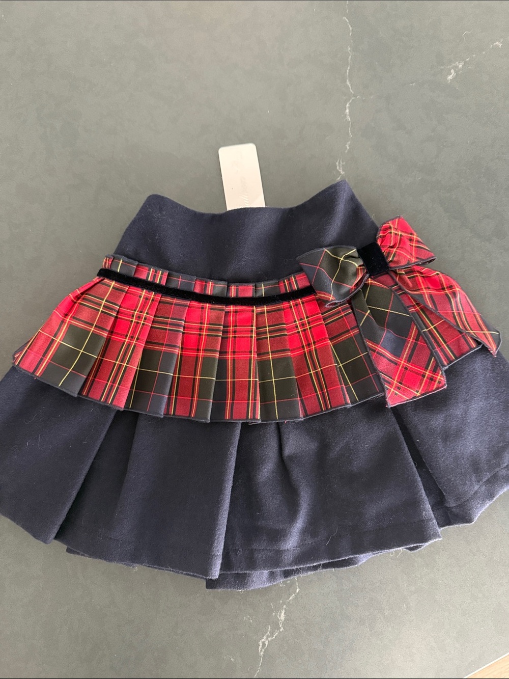 Balloon Chic Girls Navy Red Tartan Plaid Pleated Bow Skirt NWT